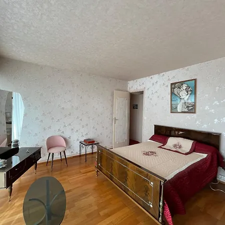 Appartement Spacieux Avec Vue Imprenable, Parking Privé - Fr-1-319-374 *