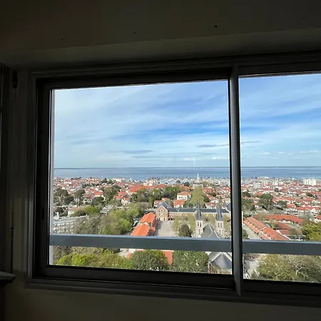 Spacieux Avec Vue Imprenable, Parking Prive - Fr-1-319-374 Daire *