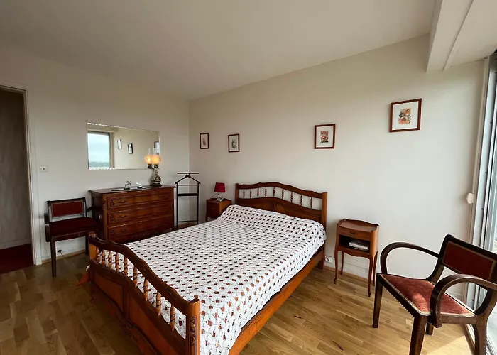 Appartement Spacieux Avec Vue Imprenable, Parking Prive - Fr-1-319-374