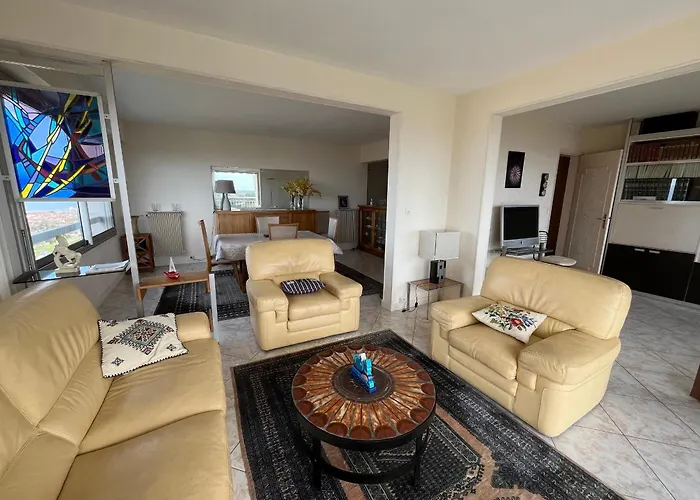 Appartement Spacieux Avec Vue Imprenable, Parking Prive - Fr-1-319-374